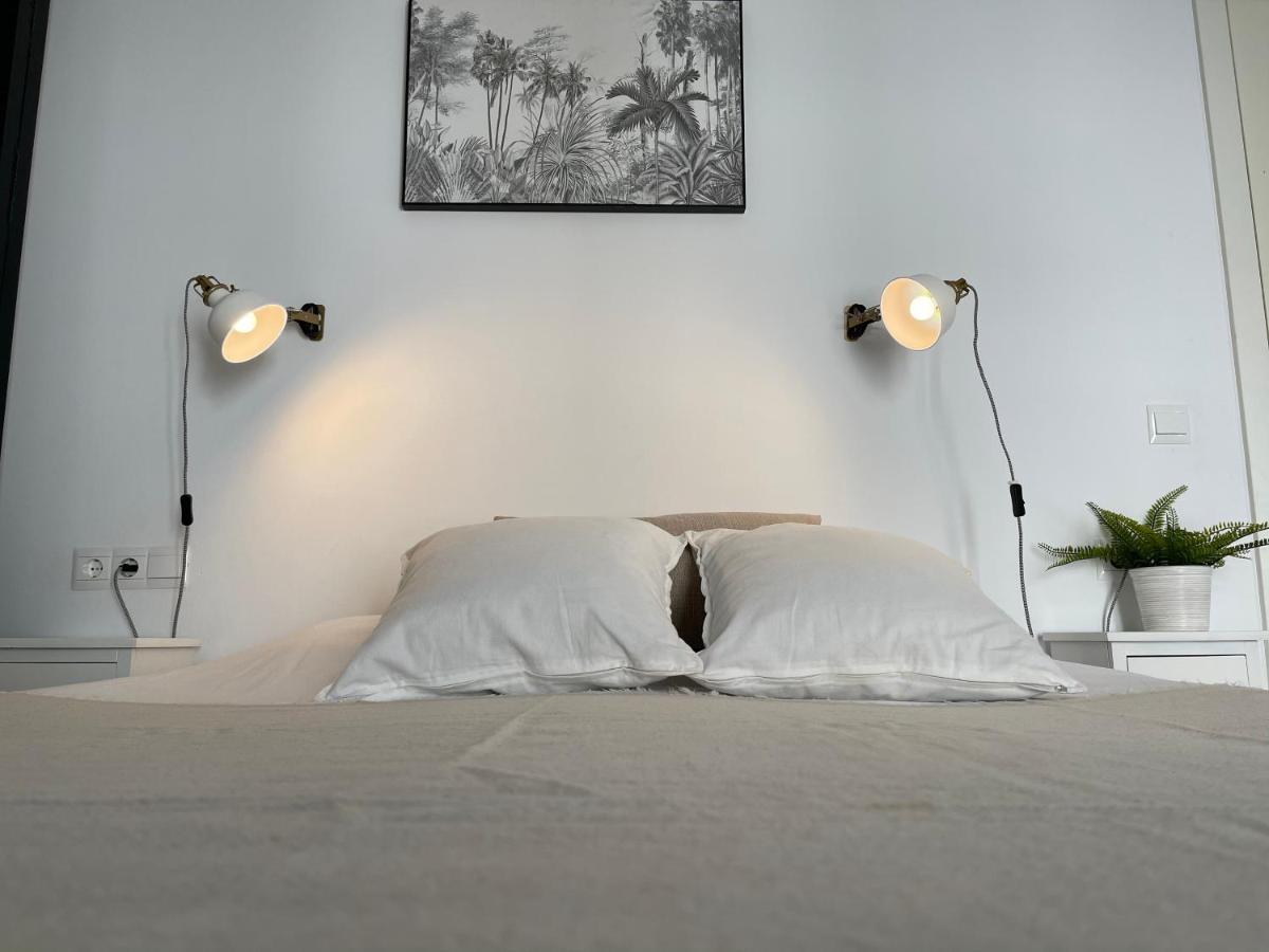 New Townhouse In The Heart Of Nerja With Jacuzzi Villa Екстериор снимка