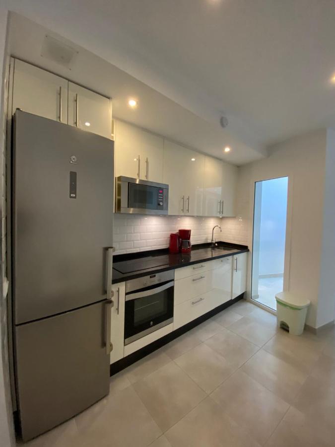 New Townhouse In The Heart Of Nerja With Jacuzzi Villa Екстериор снимка