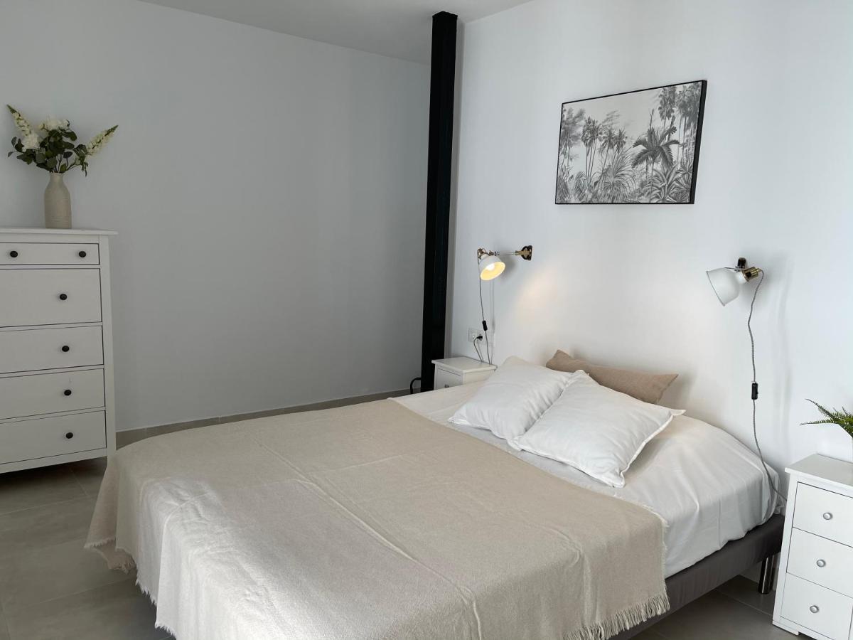 New Townhouse In The Heart Of Nerja With Jacuzzi Villa Екстериор снимка