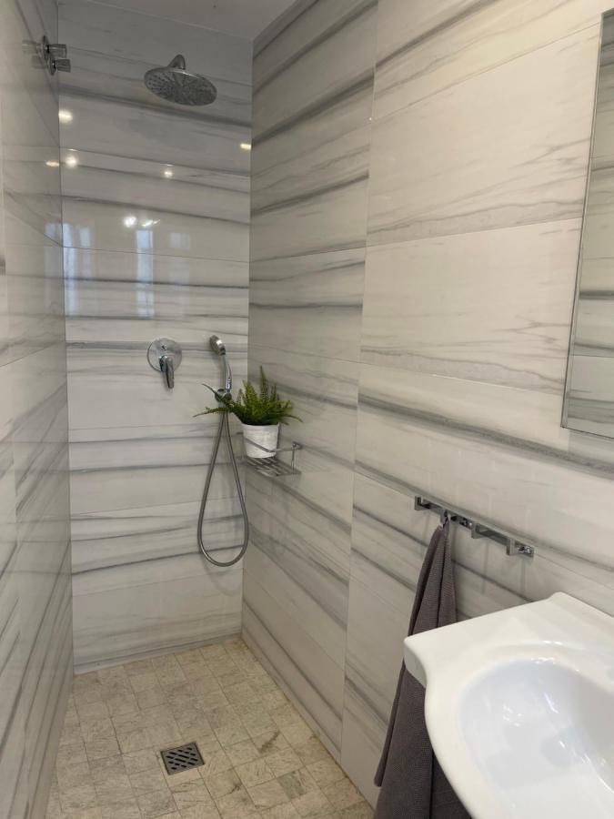 New Townhouse In The Heart Of Nerja With Jacuzzi Villa Екстериор снимка