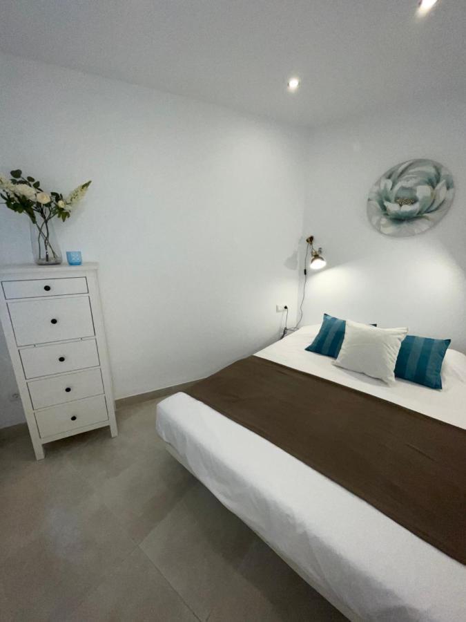 New Townhouse In The Heart Of Nerja With Jacuzzi Villa Екстериор снимка