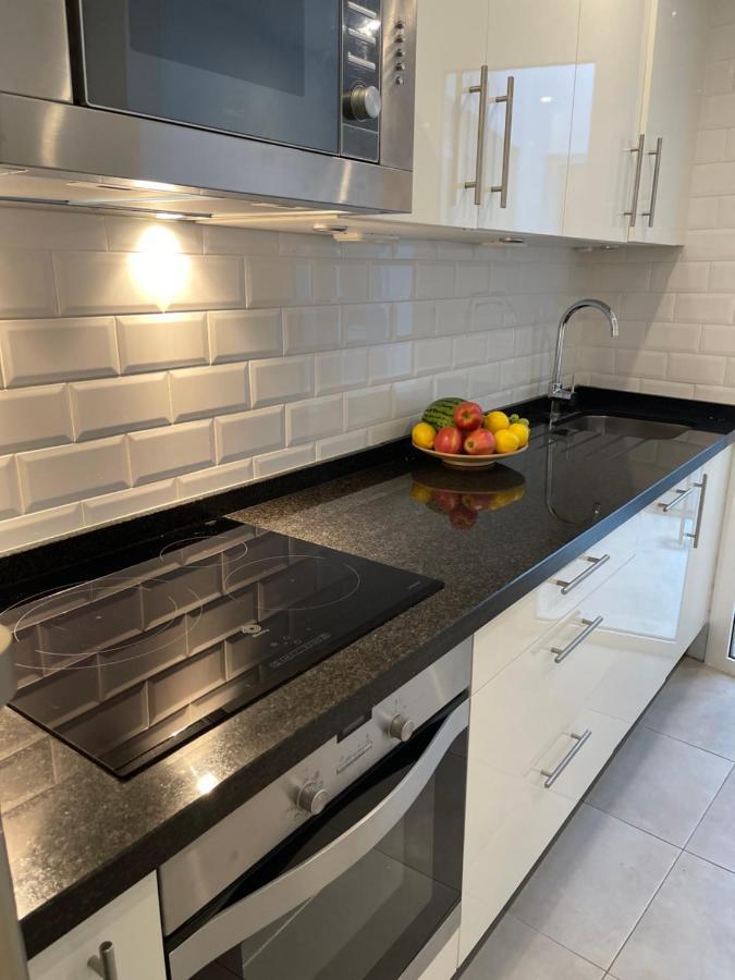 New Townhouse In The Heart Of Nerja With Jacuzzi Villa Екстериор снимка